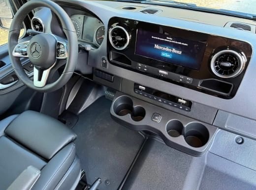 Cockpit and dash